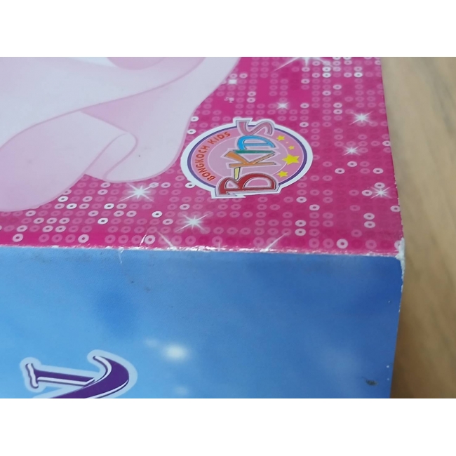 Barbie ระบายสีคอลเลคชั่นพิเศษ:  A Fashion Fairytale & Fairytopia Mermaidia **รบกวนเลื่อนดูสภาพหนังสือก่อนการสั่งซื้อ**